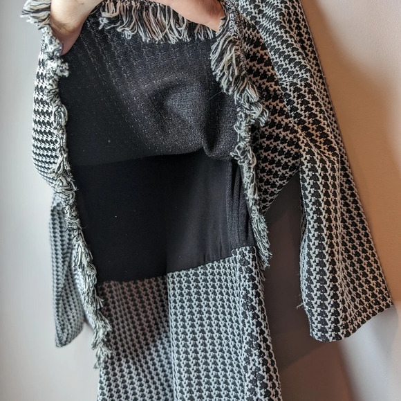 River Island Black & White Tweed Style Fringe Detailed Dress - Picture 4 of 9